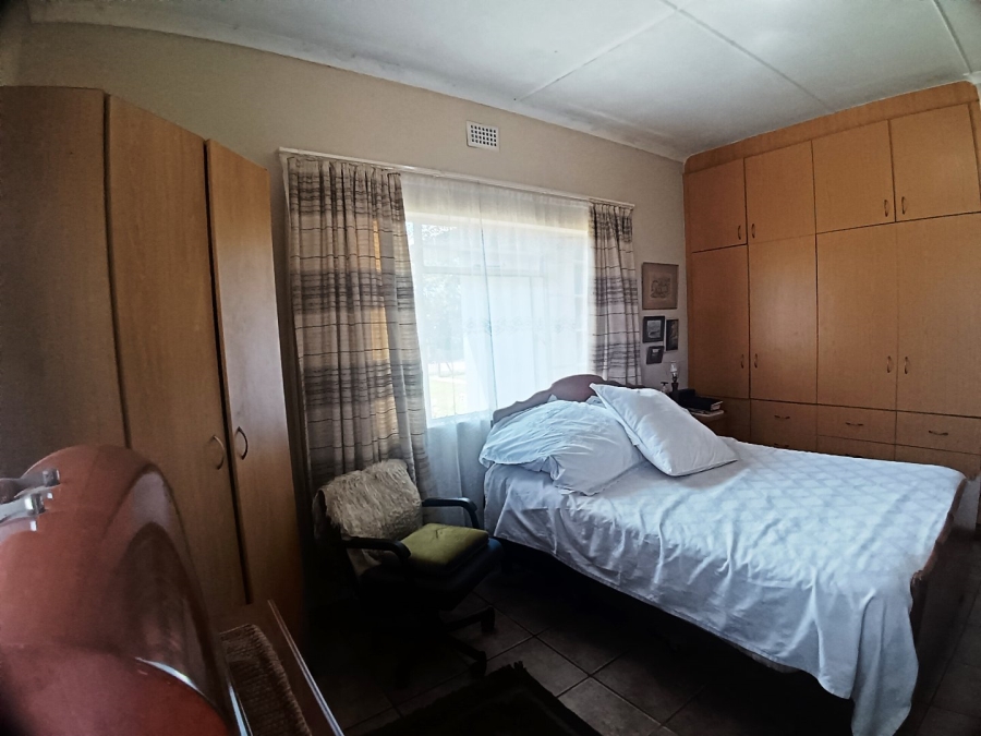 4 Bedroom Property for Sale in Klein Brak Western Cape